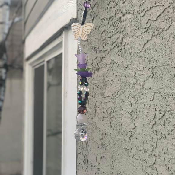 Butterflies & Blooms Sun Catcher for Indoor or Outdoor Use Purple & White - Picture 2 of 6